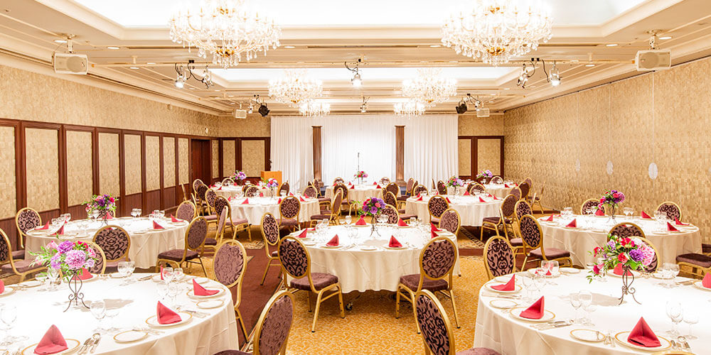 Medium-size Banquet Hall